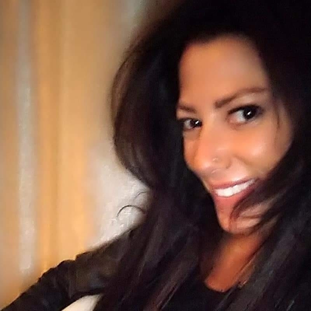 Meet your Posher, Debra